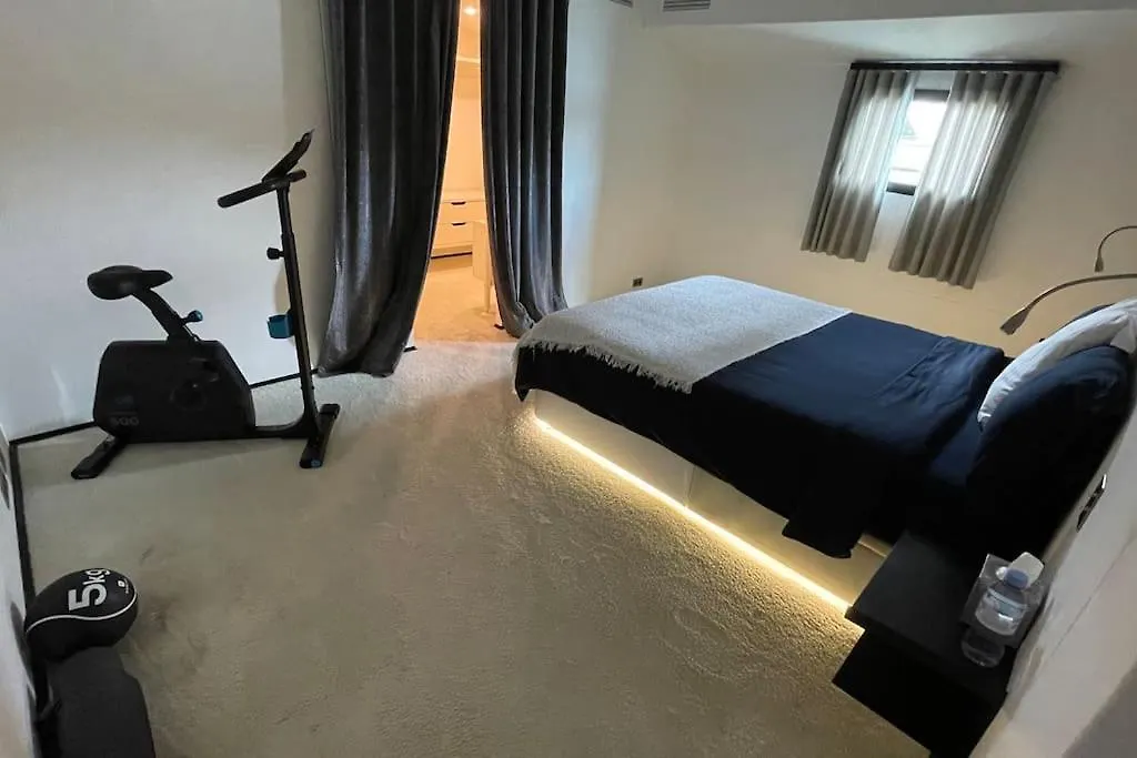 Mind-blowing Eiffel Tower Houseboat Apartamento